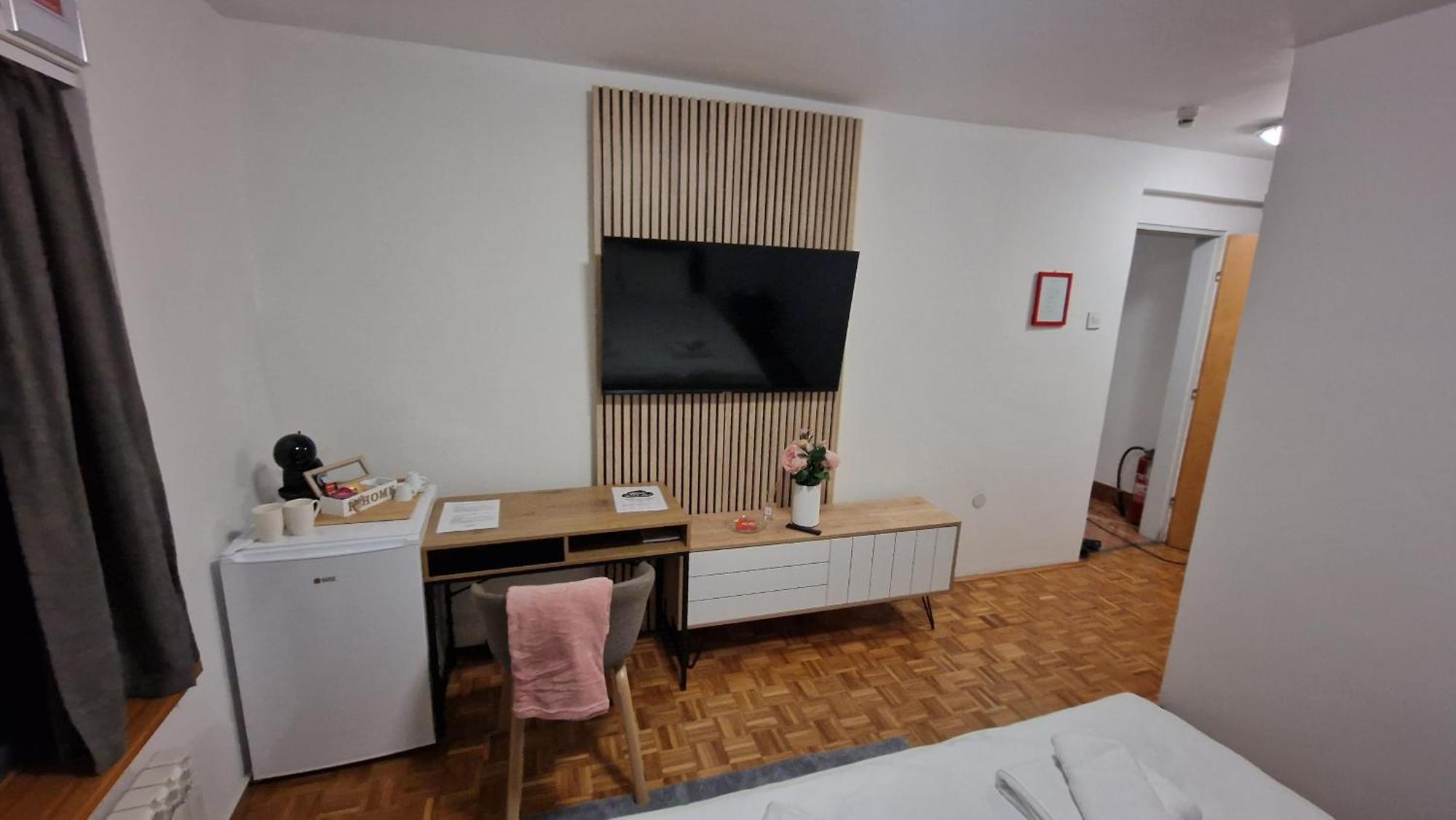 Olimpus Apartmani Bd Banjaluka Banja Luka Bilik gambar